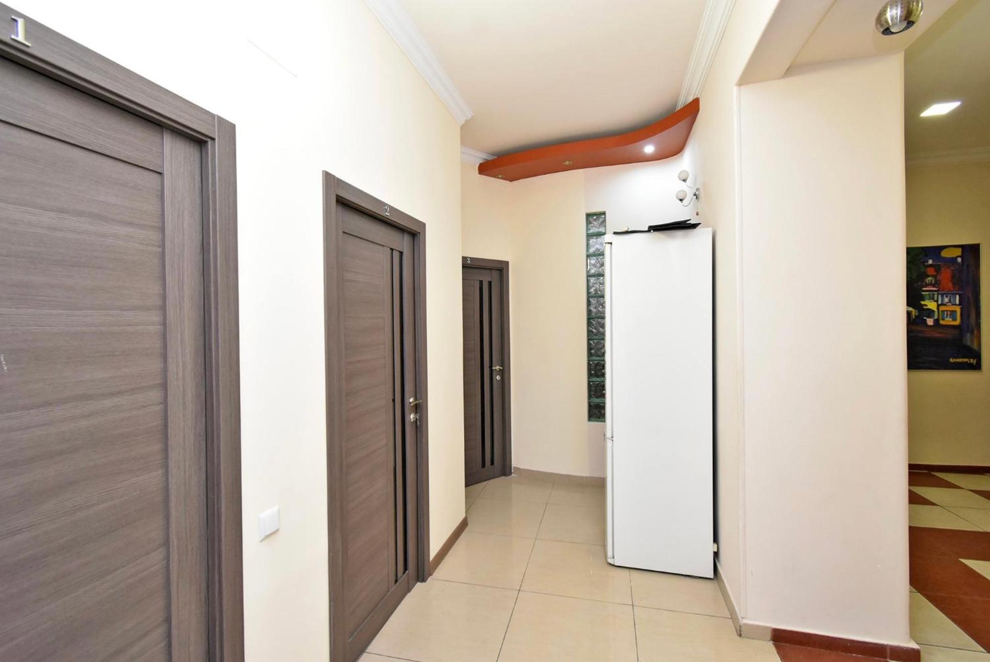 יירבאן Hotel Costa מראה חיצוני תמונה