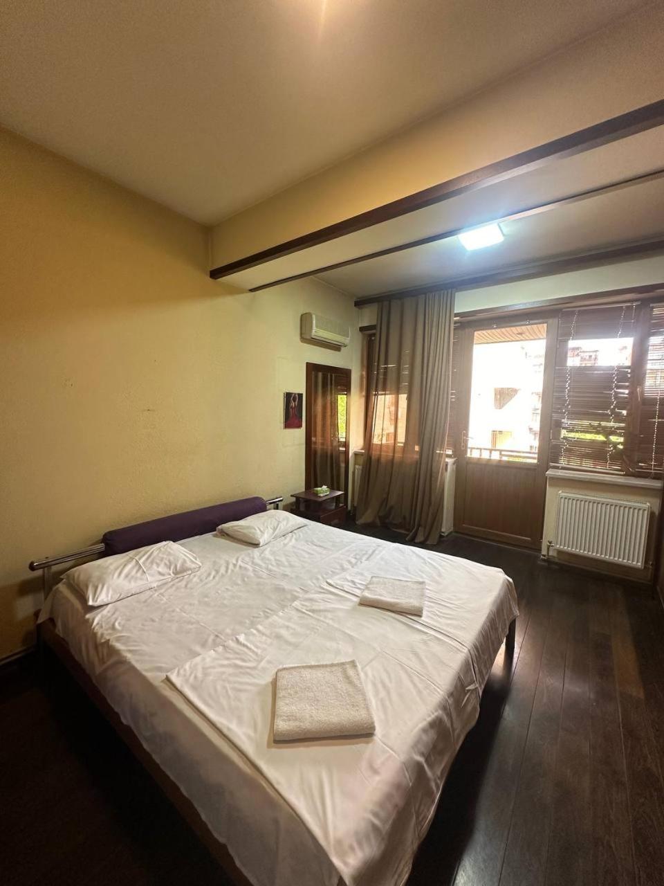 יירבאן Hotel Costa מראה חיצוני תמונה
