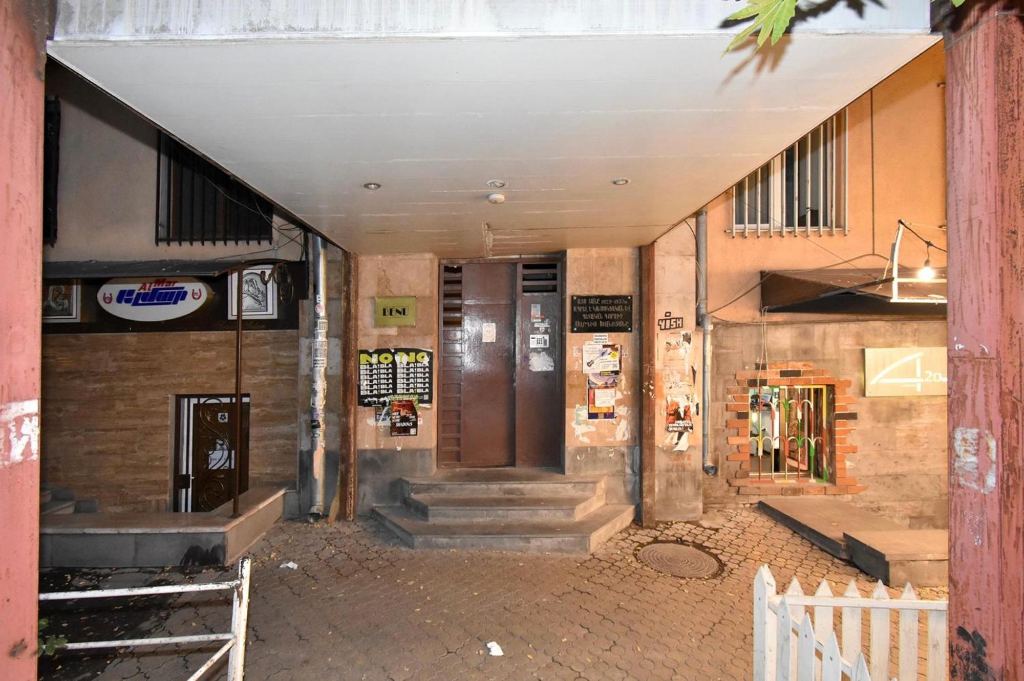 יירבאן Hotel Costa מראה חיצוני תמונה