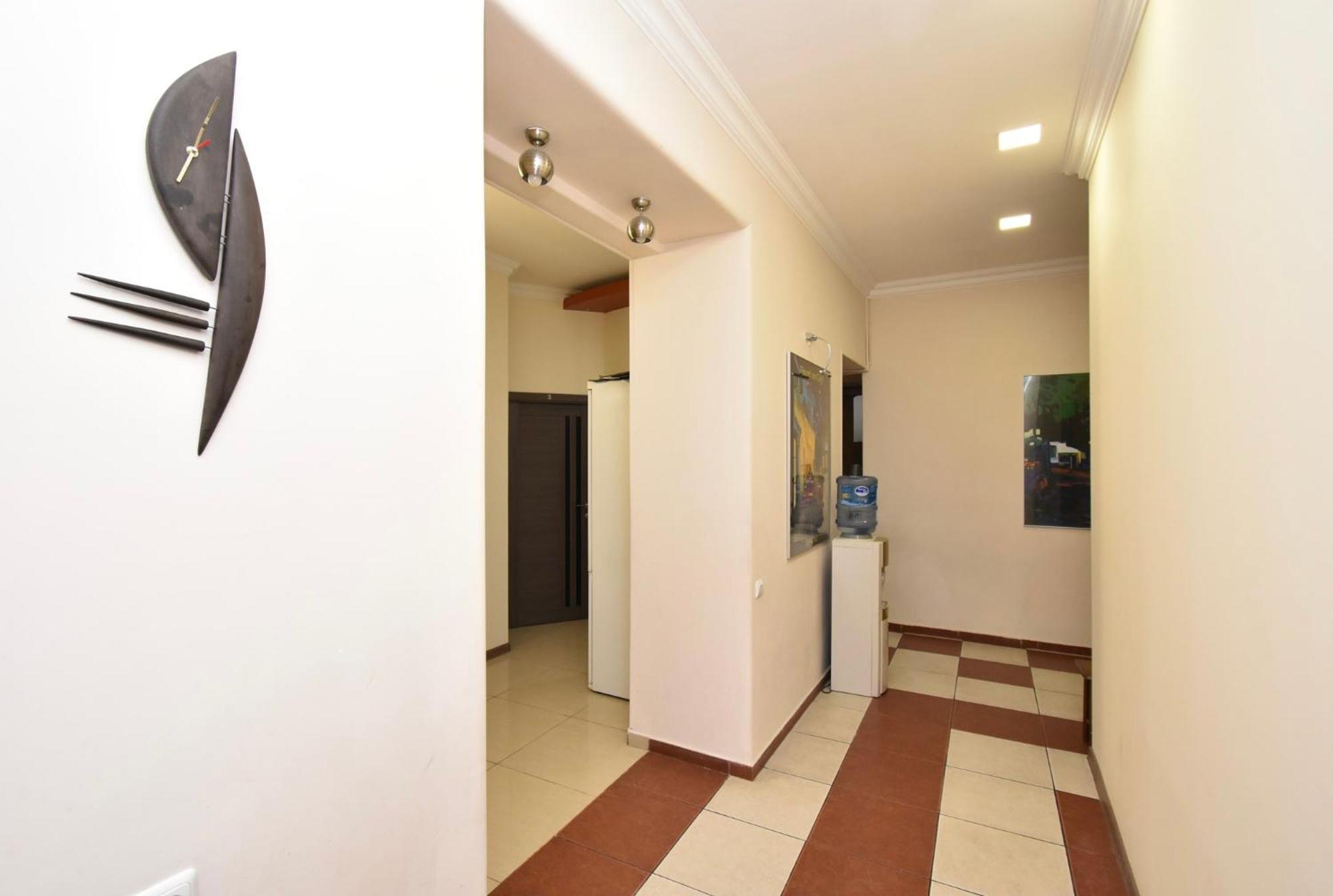 יירבאן Hotel Costa מראה חיצוני תמונה