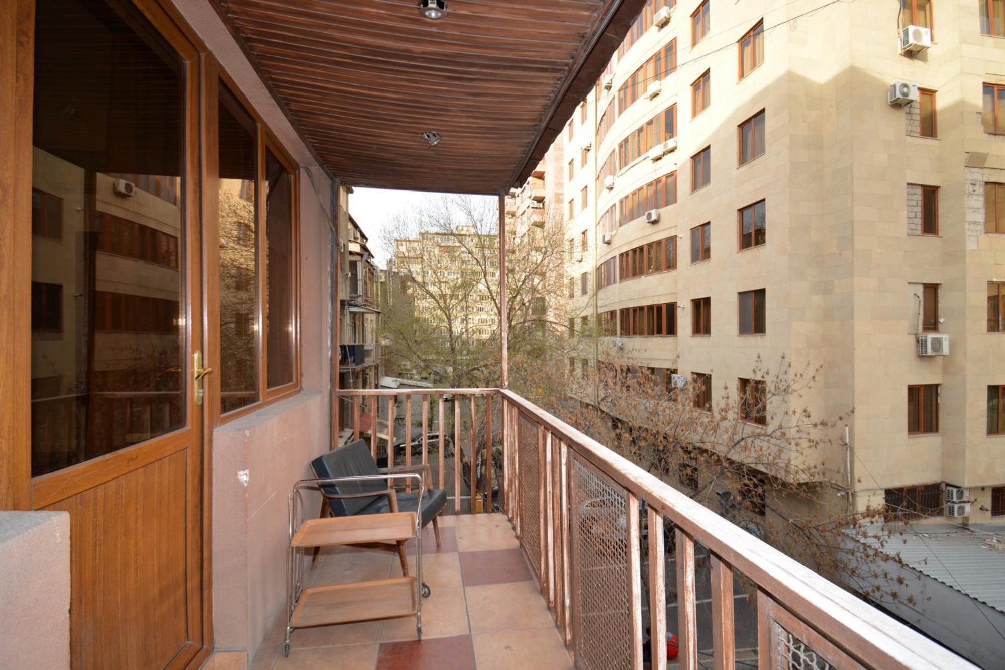 יירבאן Hotel Costa מראה חיצוני תמונה